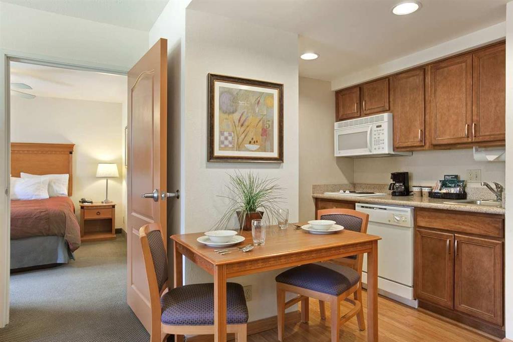 Homewood Suites By Hilton Cincinnati-Milford Chambre photo